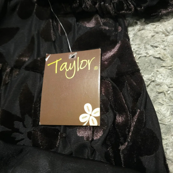 TAYLOR Long Sleeve Black Burnout Velvet Floral Empire Waist Dress, Tiered Skirt - Picture 13 of 16